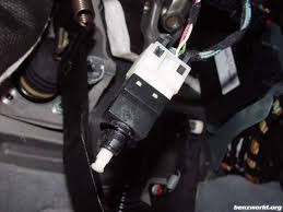 See DF005 repair manual